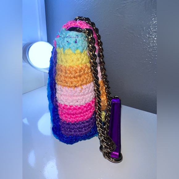 🌟New Kurt Geiger Medium Crochet Kensington Crossbody - Picture 4 of 10